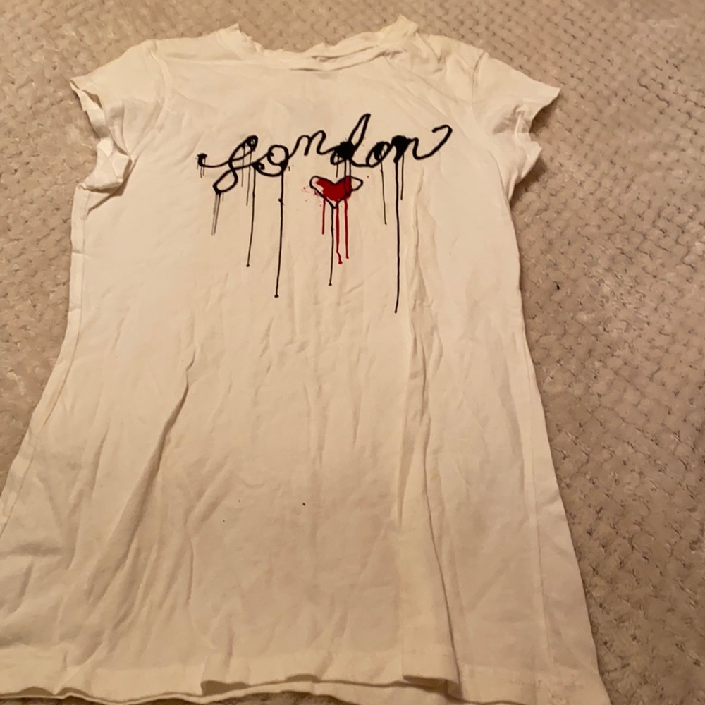 Miley Cyrus T-shirt Size L